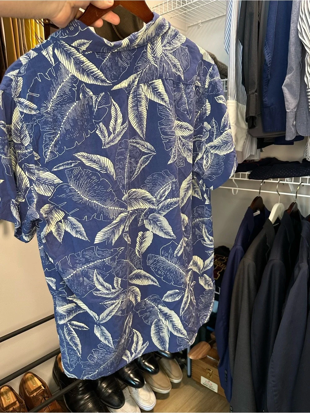 Banana Republic Men’s Navy Blue Button-Down with White Tropical Leaf Print